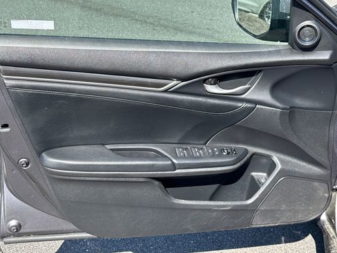 Used 2019 Honda Civic EX-L image 10