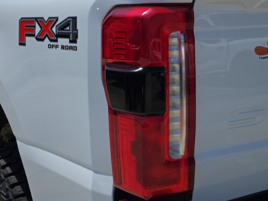 Used 2023 Ford F250 XL w/ 360-Degree Camera Package AWD/4WD image 23