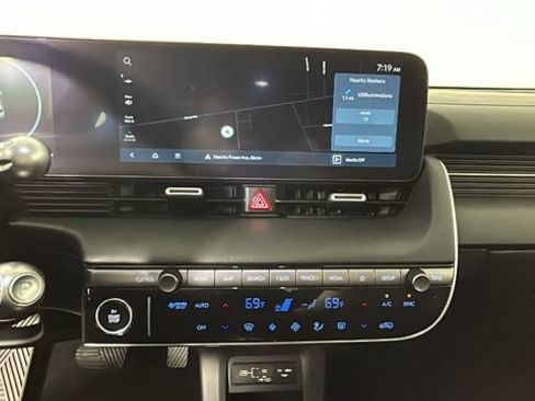 Used 2025 Hyundai Ioniq 5 SEL AWD/4WD image 24