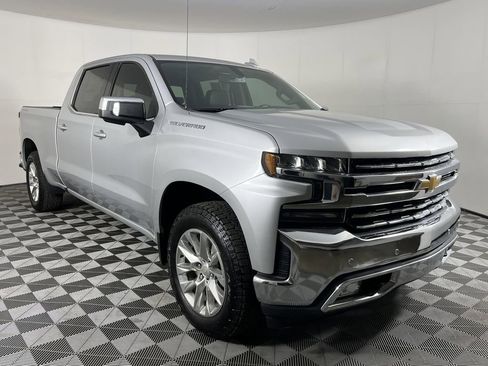 Used 2021 Chevrolet Silverado 1500 LTZ image 3