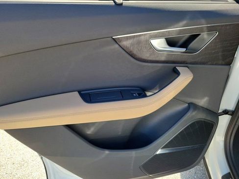 Certified 2025 Audi Q7 3.0T Premium Plus w/ Premium Plus Package image 12