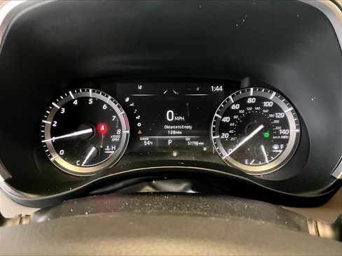 Used 2021 Toyota Highlander XLE AWD/4WD image 26