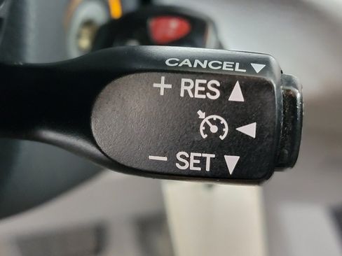 Used 2012 Toyota RAV4 4WD w/ Value Pkg image 21