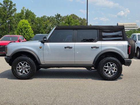 Used 2024 Ford Bronco Badlands AWD/4WD image 2