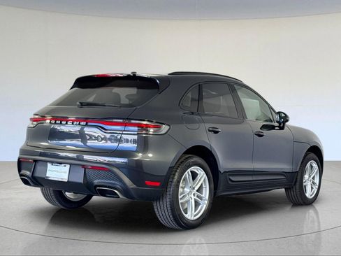 New 2026 Porsche Macan AWD/4WD image 8