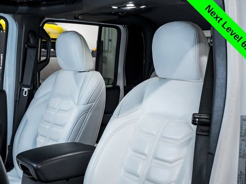 Used 2021 Jeep Gladiator Sport AWD/4WD image 15