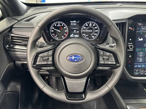 Used 2025 Subaru Forester Premium AWD/4WD image 14