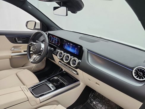 Certified 2026 Mercedes-Benz GLA 250 image 19