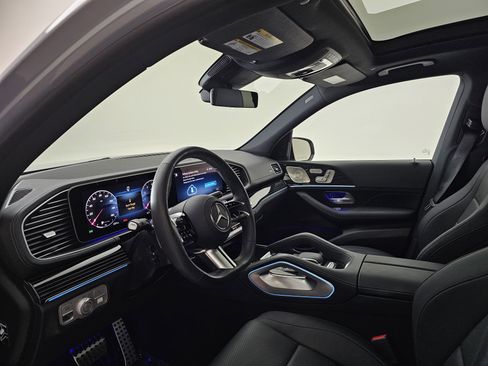 Certified 2024 Mercedes-Benz GLS 450 4MATIC w/ AMG Line Exterior image 8