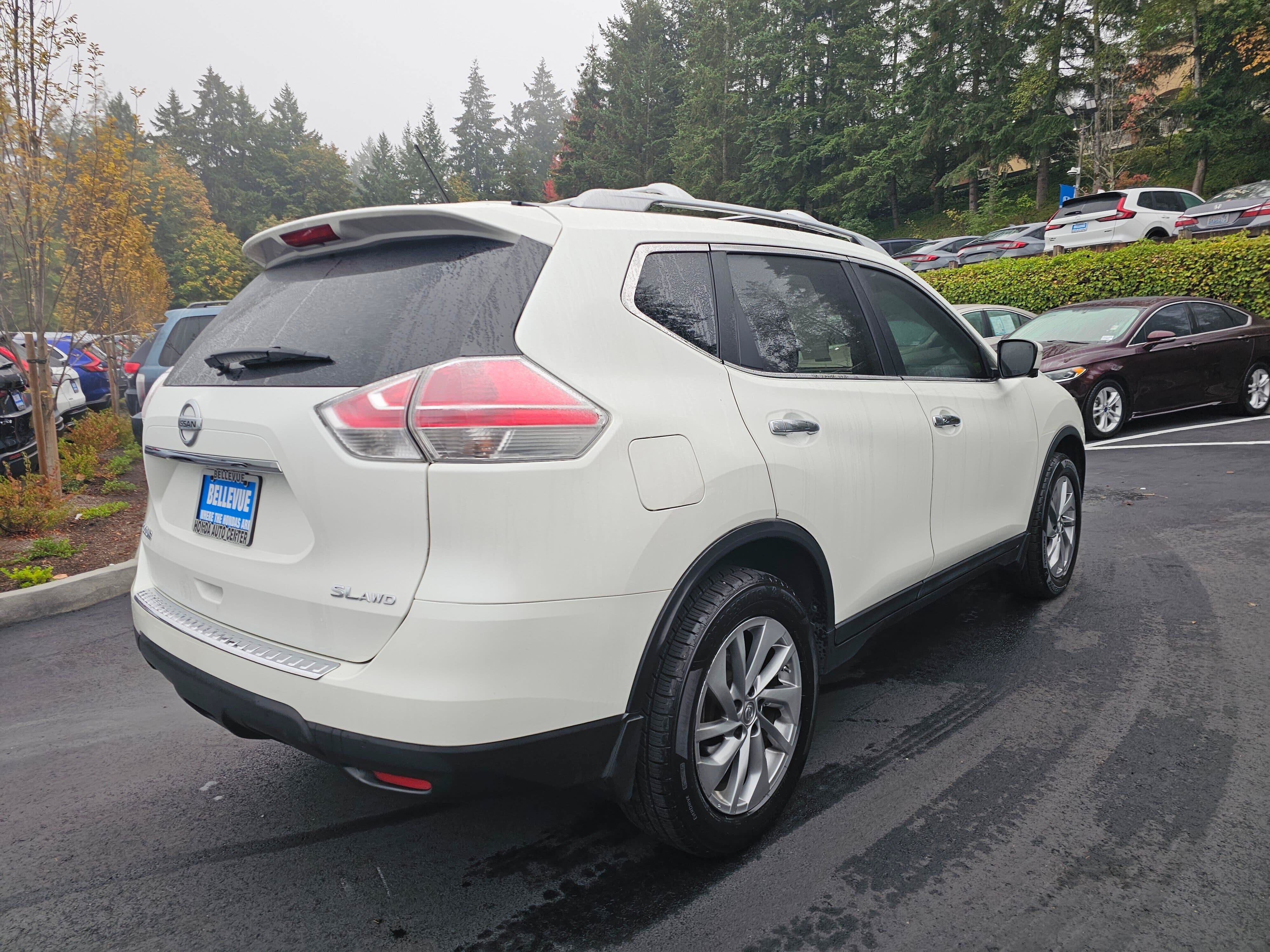 Used 2015 Nissan Rogue SL w/ SL Premium Package AWD/4WD image 7