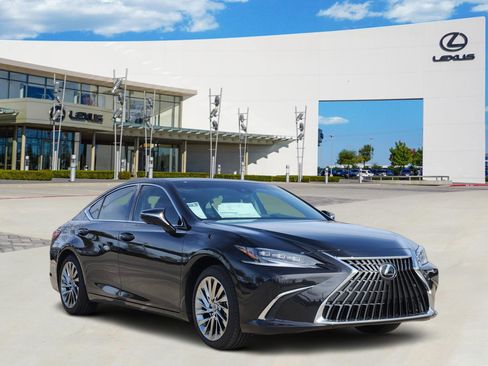 New 2025 Lexus ES 350 Ultra Luxury image 2