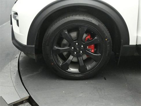 Certified 2022 Ford Explorer ST w/ ST Street Pack image 36