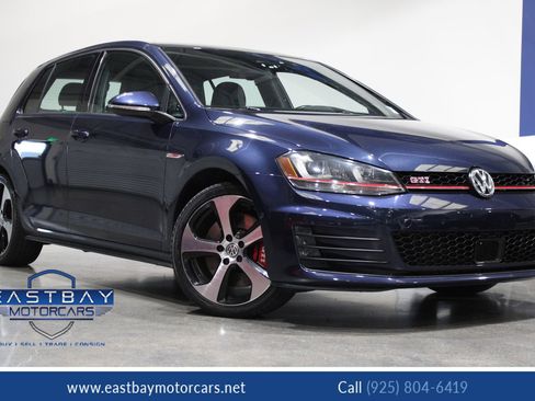 Used 2016 Volkswagen GTI SE FWD image 1