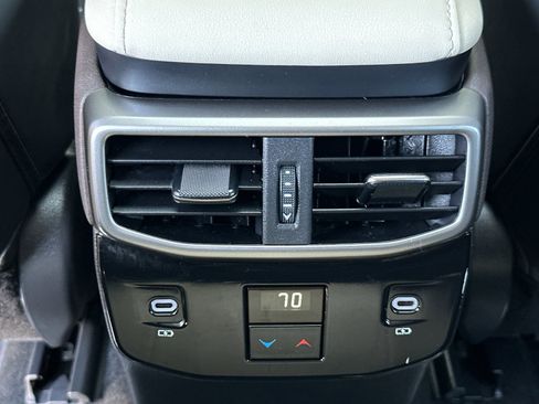 Used 2023 Lexus RX 350 Premium image 13