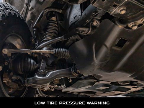 Used 2019 Toyota Tacoma TRD Off-Road image 13