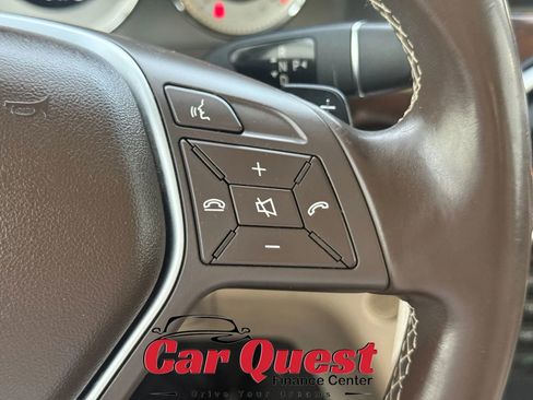 Used 2015 Mercedes-Benz GLK 350 4MATIC image 31