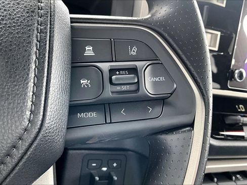 New 2026 Toyota Tundra SR5 w/ SR5 Convenience Package AWD/4WD image 15