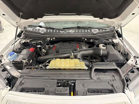 Used 2019 Ford F150 Raptor w/ Equipment Group 802A Luxury AWD/4WD image 31