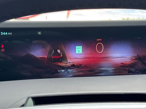 Used 2025 Lincoln Nautilus Premier w/ Jet Appearance Package image 24