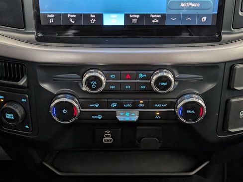 Certified 2025 Ford F150 XLT w/ Equipment Group 301A Standard image 15