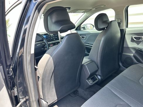 Certified 2025 Kia K4 FWD image 13