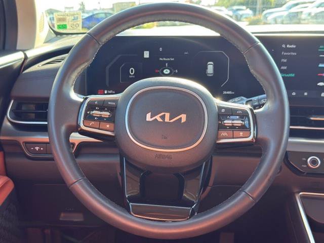 Used 2025 Kia Carnival SX FWD image 17