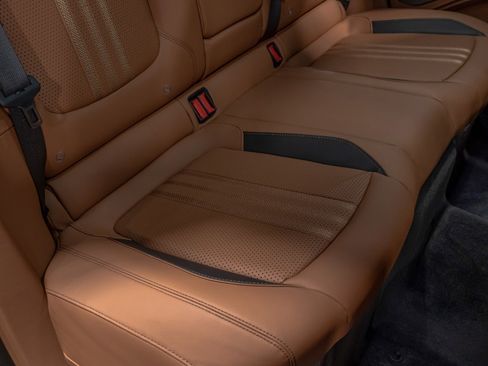 Used 2025 Aston Martin DBX 707 image 92