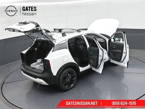 New 2026 Nissan Kicks SR w/ SR Premium Package image 61