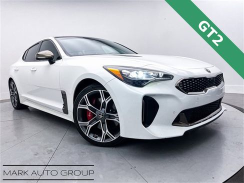 Used 2020 Kia Stinger GT2 image 1