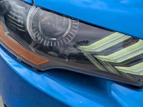 Used 2019 Ford Mustang GT Premium w/ Equipment Group 401A image 9