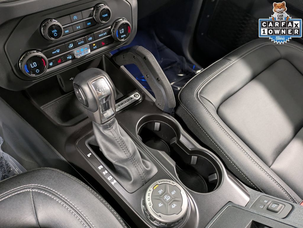 Certified 2025 Ford Bronco Badlands AWD/4WD image 19