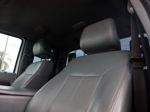 Used 2017 Ford F650 2WD SuperCab Super Duty image 18