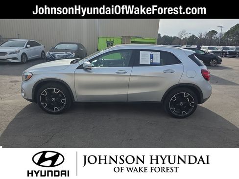 Used 2019 Mercedes-Benz GLA 250 image 16