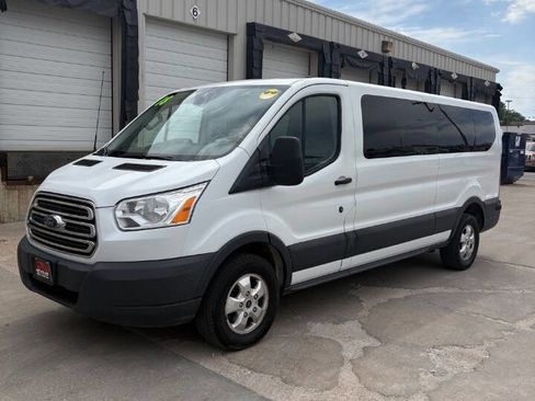 Used 2018 Ford Transit 350 XLT RWD image 3