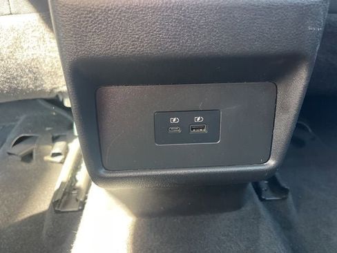 Used 2023 Nissan Rogue SV FWD image 17