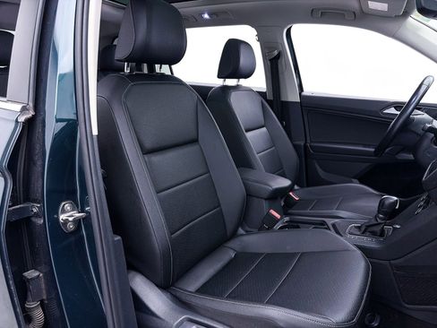 Used 2019 Volkswagen Tiguan SEL FWD image 37
