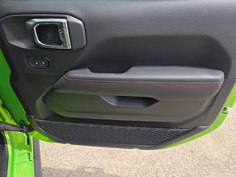 New 2025 Jeep Gladiator Rubicon image 4