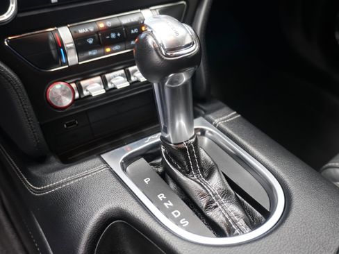 Used 2022 Ford Mustang Mach 1 w/ Mach 1 Handling Package RWD image 22