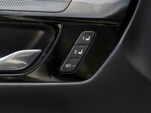 Used 2023 Honda CR-V EX-L image 39