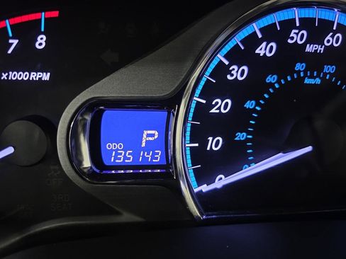 Used 2014 Toyota Sienna XLE FWD image 40