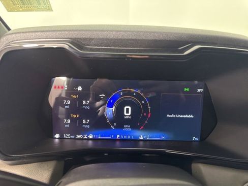 New 2026 Chevrolet Colorado ZR2 w/ Technology Package AWD/4WD image 33