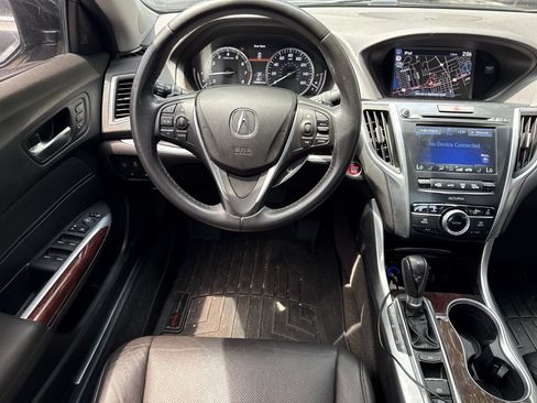 Used 2015 Acura TLX w/ Technology Package FWD image 12