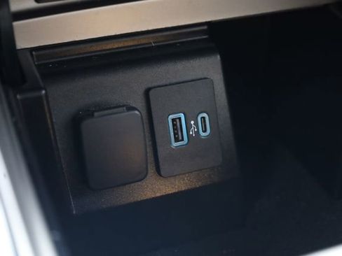 Used 2023 Ford Explorer XLT w/ Equipment Group 202A image 24