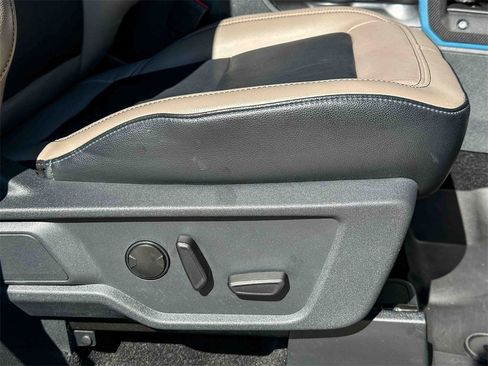 Used 2024 Ford Bronco Wildtrak image 24