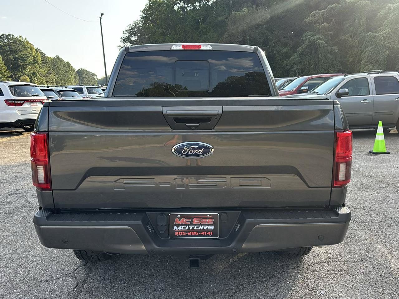 Used 2018 Ford F150 Lariat w/ Equipment Group 502A Luxury AWD/4WD image 4