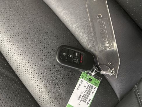 Used 2023 Honda Civic Sport Touring image 11