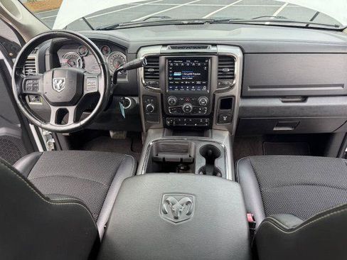 Used 2018 RAM 2500 Big Horn w/ Sport Appearance Group image 7