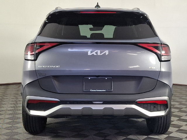 Used 2023 Kia Sportage EX AWD/4WD image 8