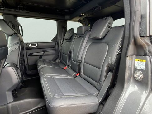New 2026 Ford Bronco Badlands AWD/4WD image 24