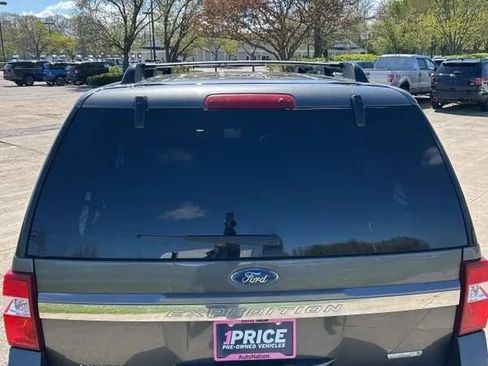 Used 2017 Ford Expedition Limited AWD/4WD image 16